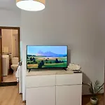 Апартаменти Excelsior Romantic 50m To The *