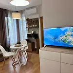Excelsior Romantic 50m To The Апартаменти