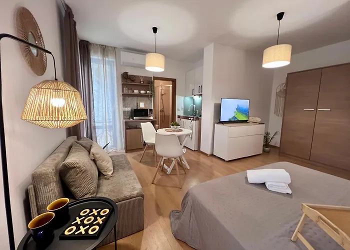 Excelsior Romantic 50m To The 阳光海滩