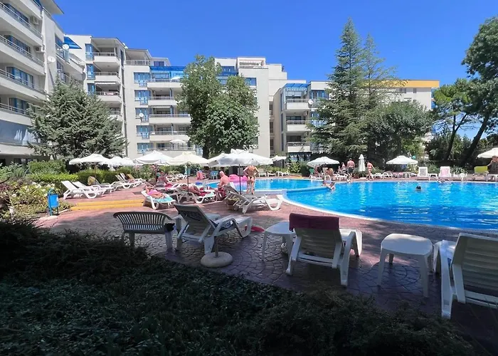 Excelsior Romantic 50m To The 阳光海滩